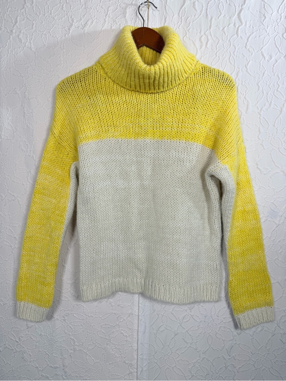 Suite Benedict NWT Mohair Alpaca Blend Turtle Neck Knit Sweater Sz S